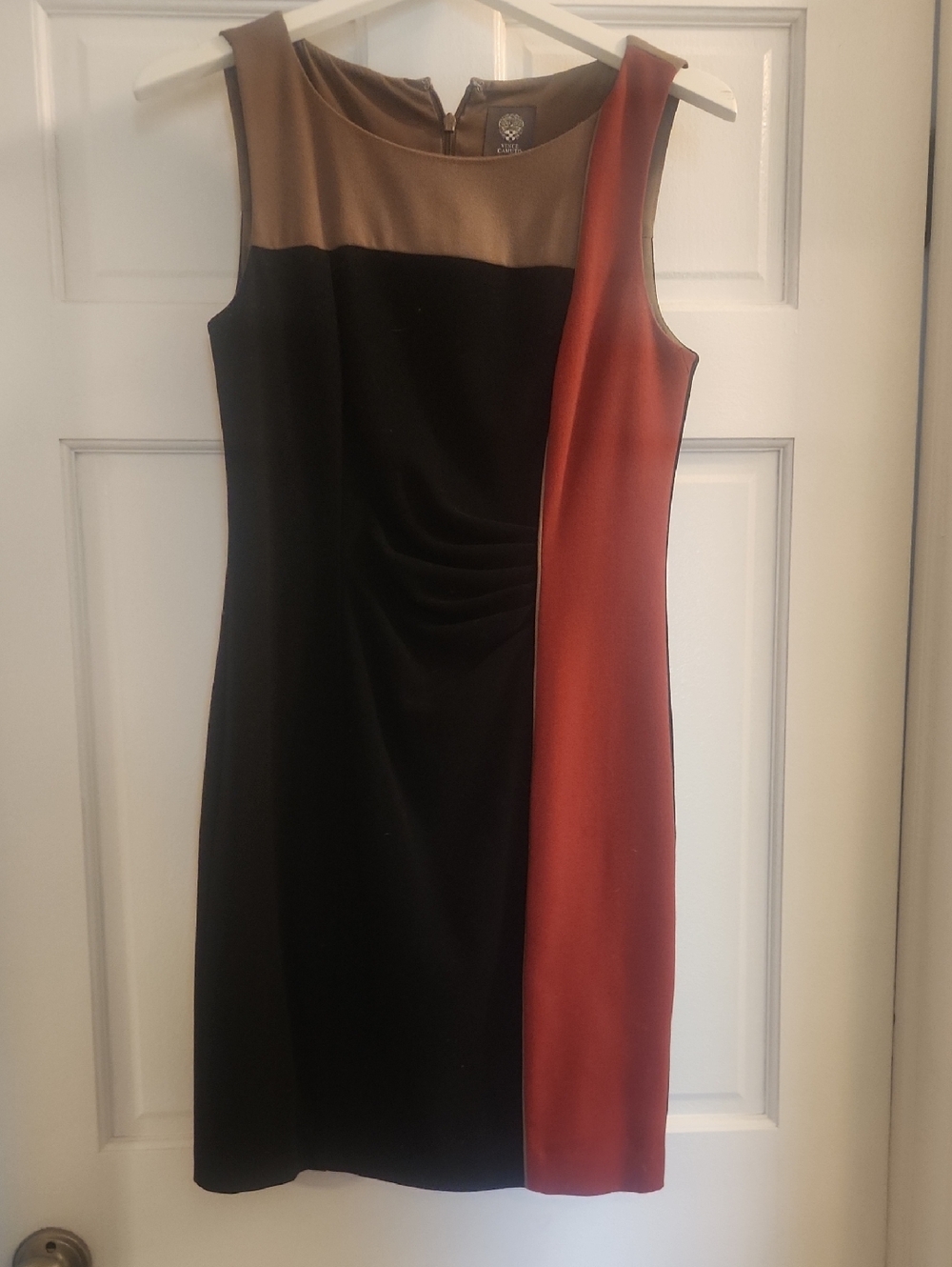 Vince Camuto leeveless Colorblock Sheath Dress in Black, Tan & Rust